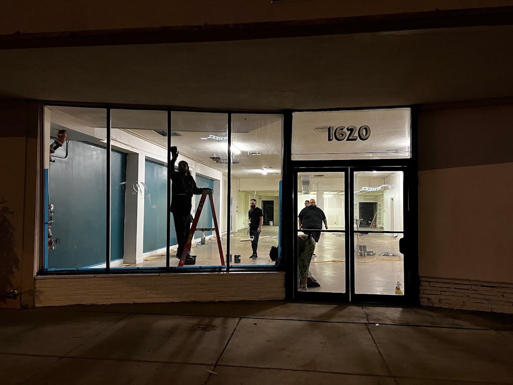 Innovative Ink Tattoo Exterior in Phoenix, Arizona