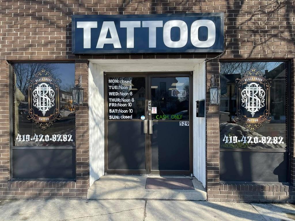 Black Sheep Tattoo Exterior in Findlay, Ohio