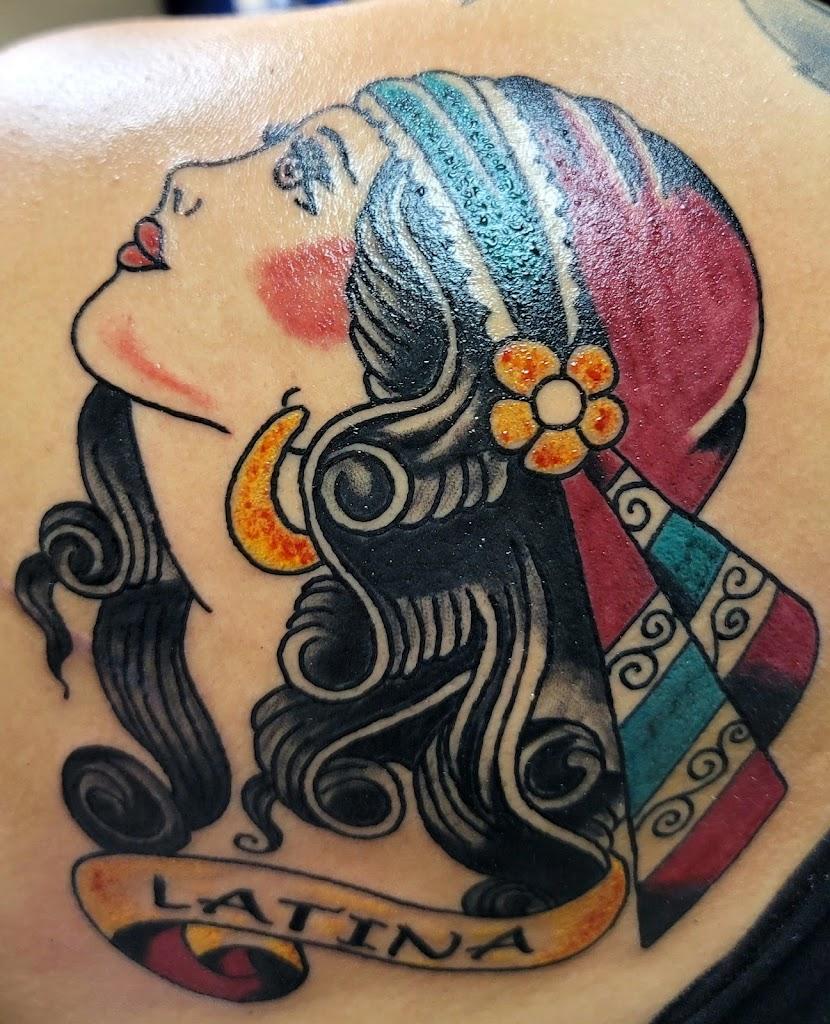 Addictive Ink tattoos and piercings By owner in Aberdeen, South Dakota