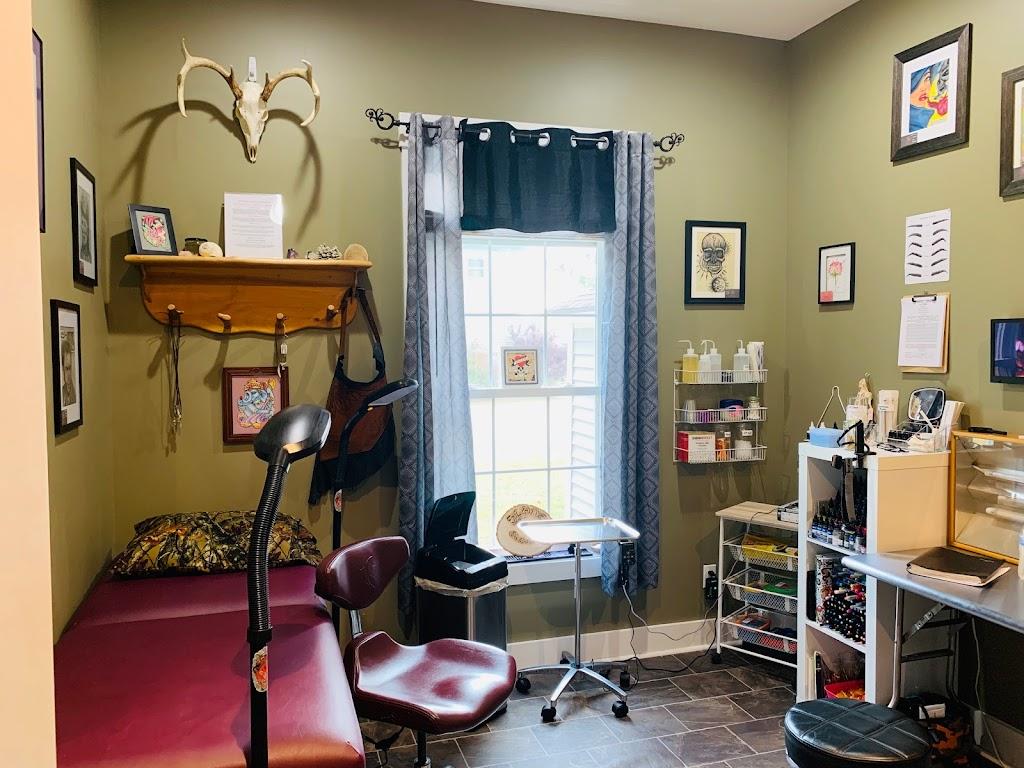 Slanecustomart Inside in Bethel, Maine