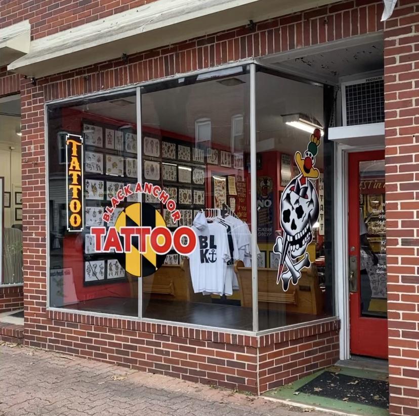 Black Anchor Tattoo Exterior in Denton, Maryland
