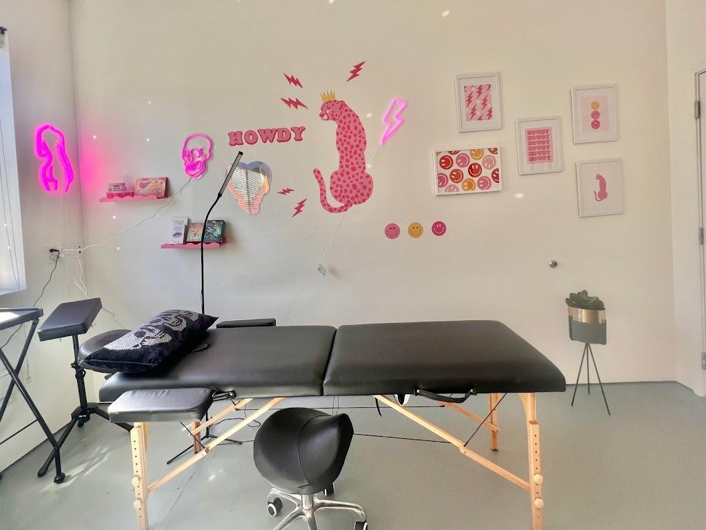 Sugar Free Ink Inside in Seattle, Washington