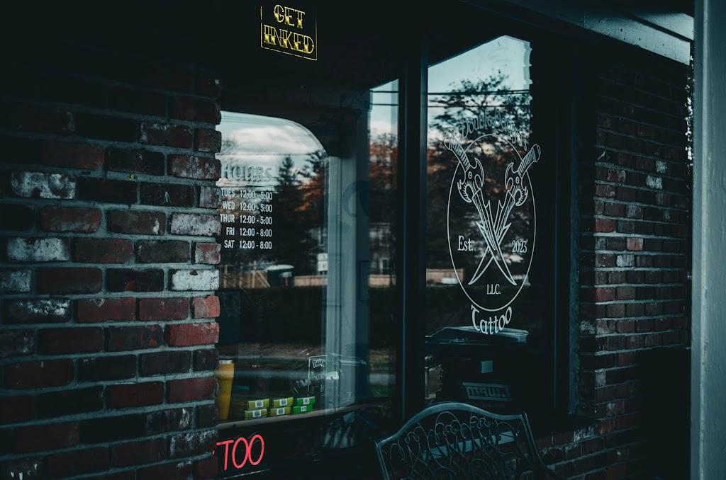 Double Daggers Tattoo Exterior in Uncasville, Connecticut