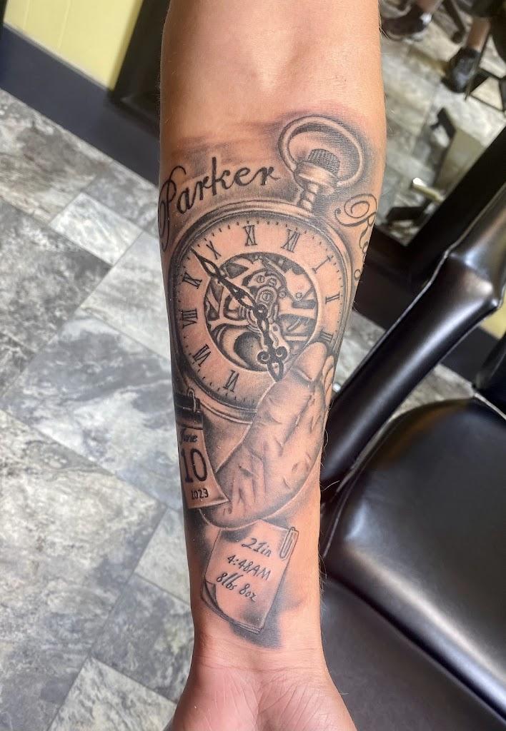 Mad Tatters Tattoo & Body Piercing Tattoo in Scottsboro, Alabama