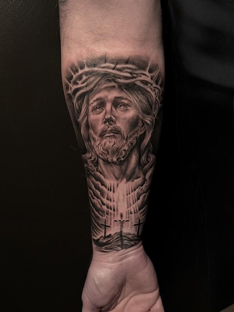 Hell or High Water Tattoo and Body Piercing