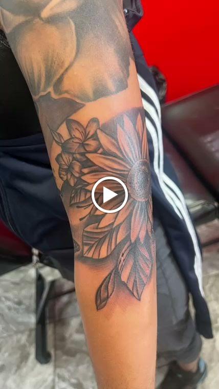 Zoe's Tattoos & Piercings Videos in Louisville, Kentucky