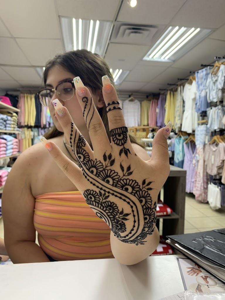 Luna Apparel & Accessories & Henna Tattoo Inside in Rehoboth Beach, Delaware