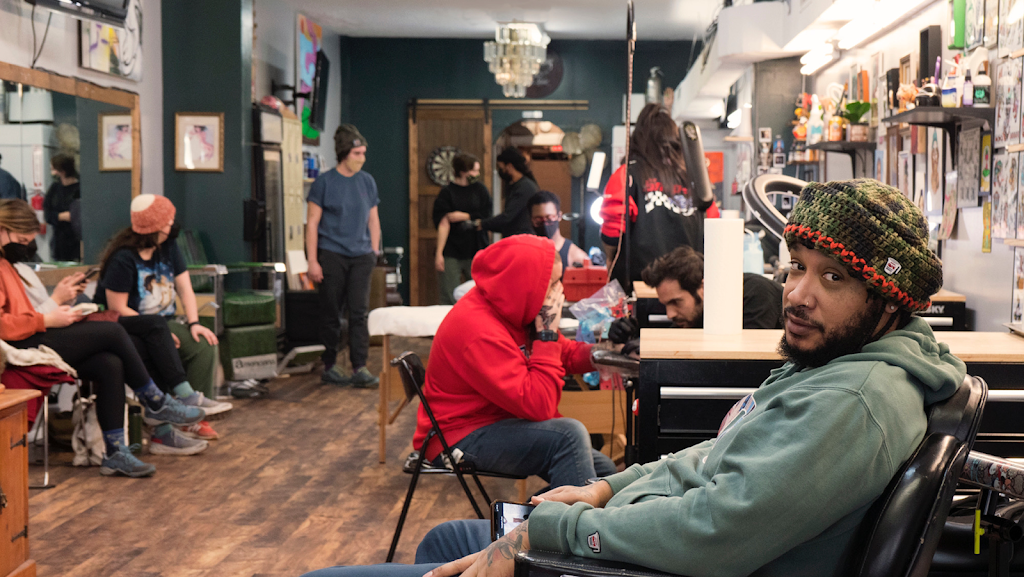 Ripp'd Canvas Tattoo Shop 
