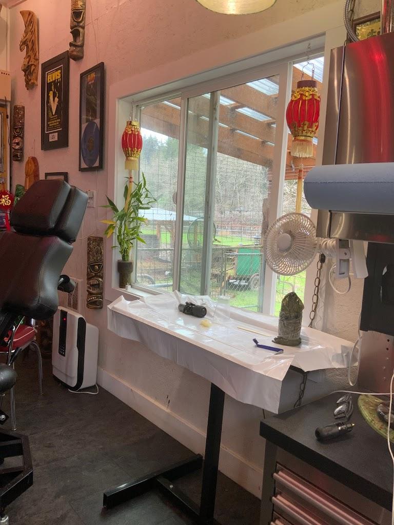 Cross Over Tattoo Studio Inside in Toledo, Oregon
