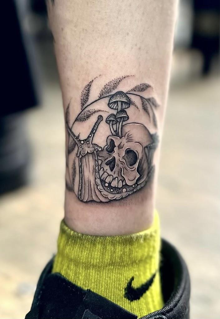 Black Hearts Tattoo and Body Piercing