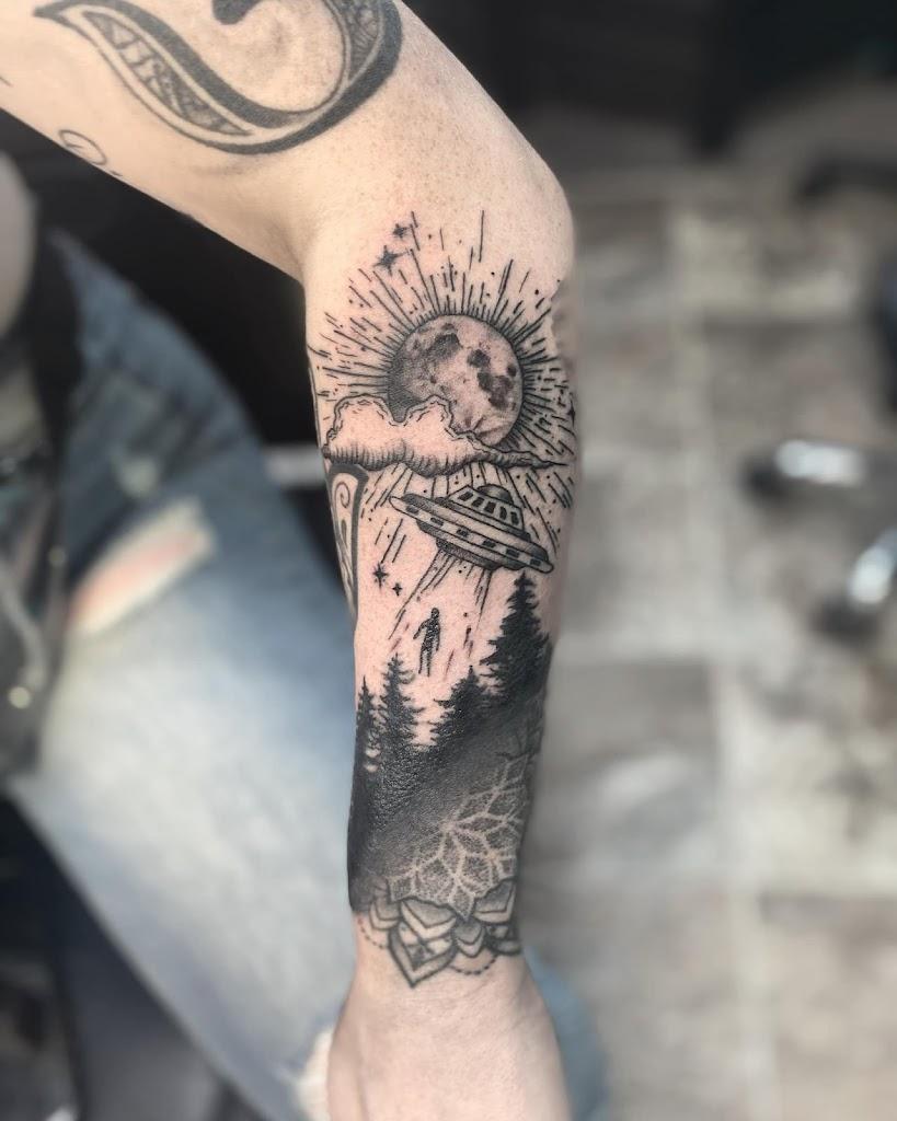 Iris Ink & Needle, LLC