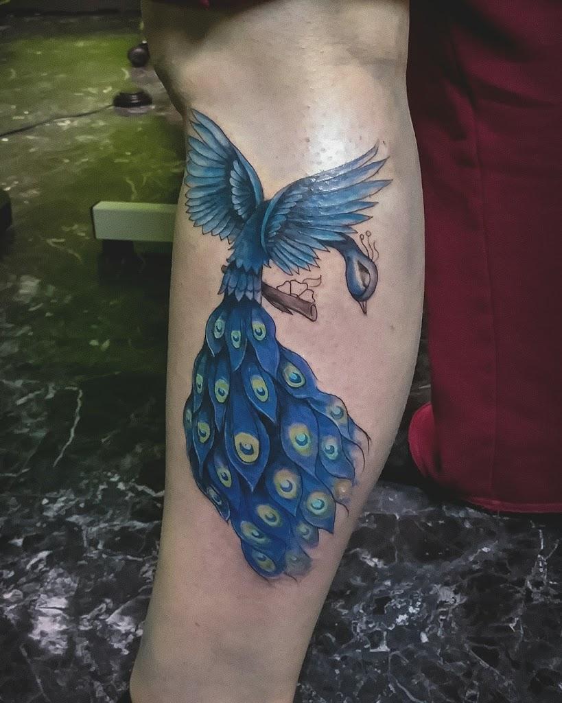 Dystopian Ink & Piercing Llc