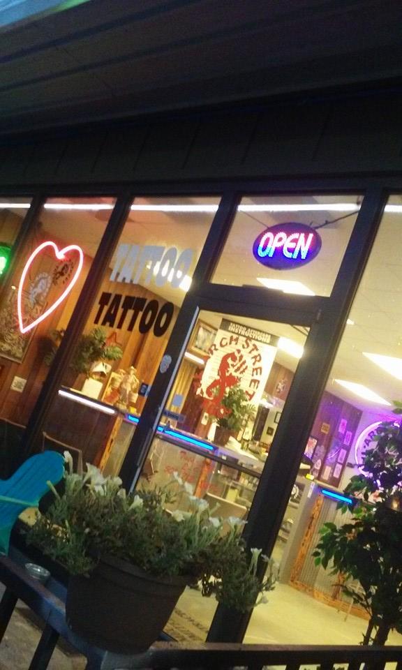 ARCH STREET TATTOO COMPANY EST.2014 FB/AARON DALE STINSON