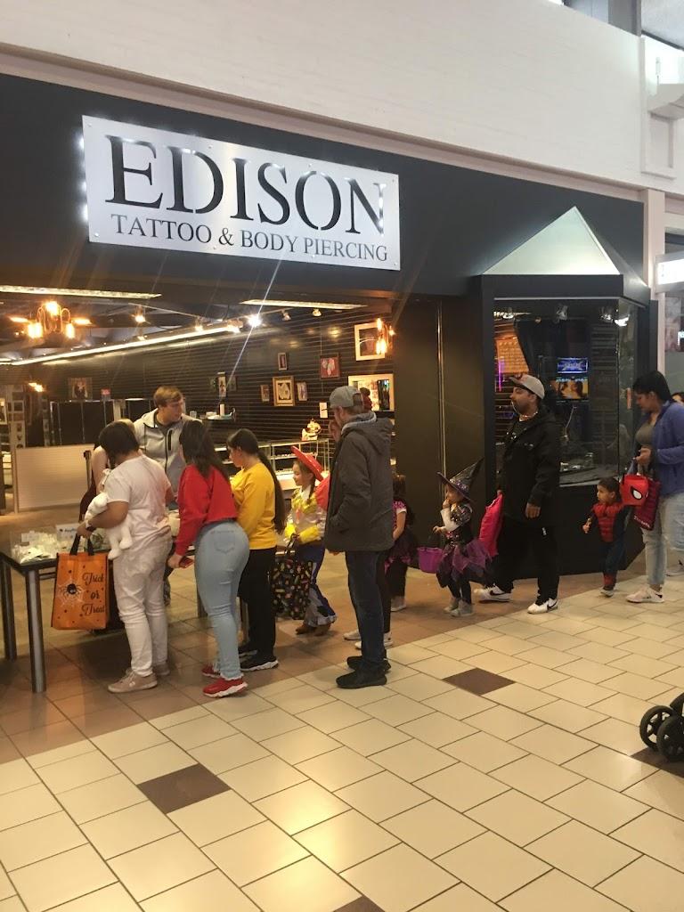 Edison Tattoo and Body Piercing Exterior in Lincoln, Nebraska