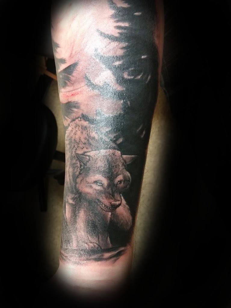 Wingnut Tattoo & Piercing Studio