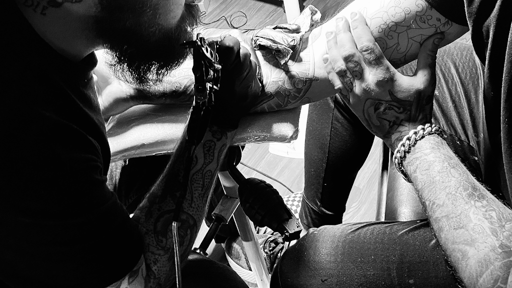 Lucky Supreme Tattoo
