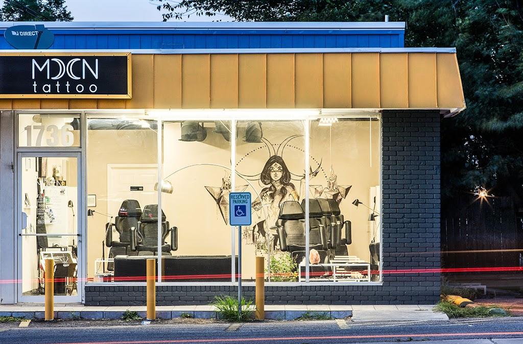 Moon Tattoo Exterior in Austin, Texas