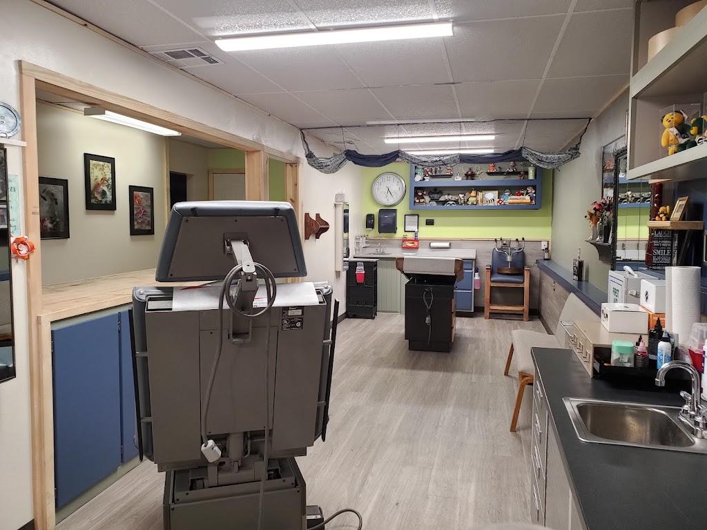 Queen Bee Tattoo and Piercing Studio