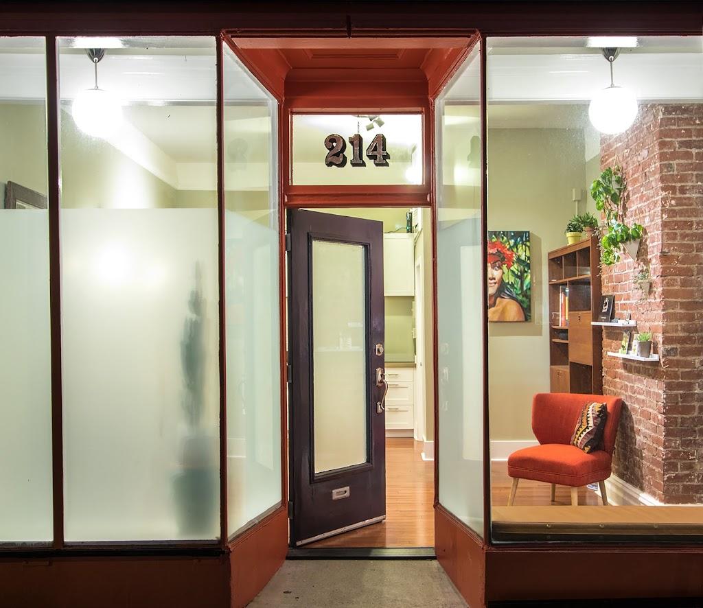 Huahine Tattoo Exterior in San Francisco, California