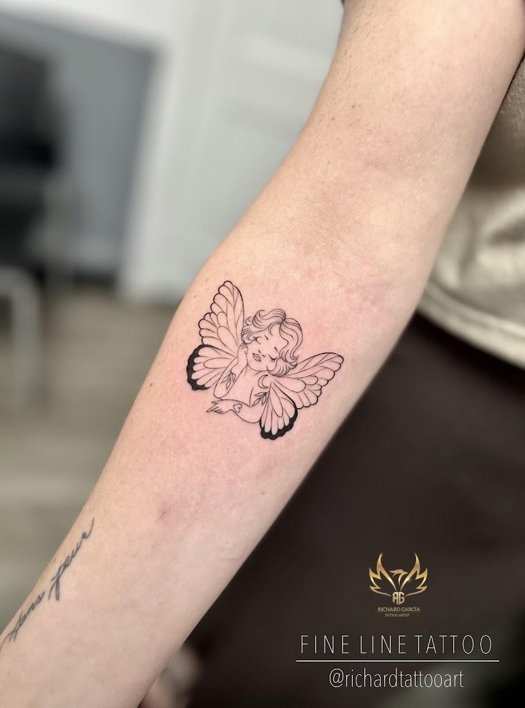 Black Cloud Tattoo & Piercing