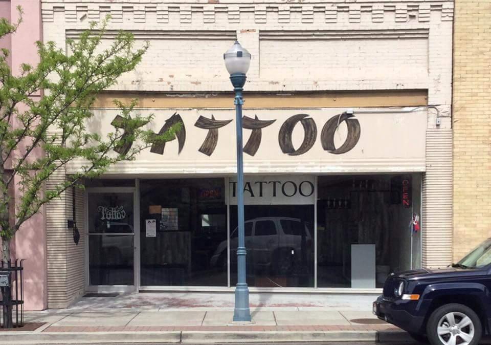 Salty's Ink Tattoo