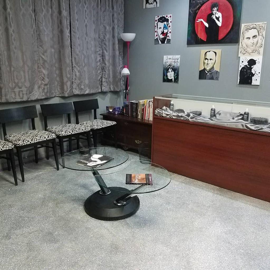 Diamond Dog Body Piercing Inside in Cheyenne, Wyoming