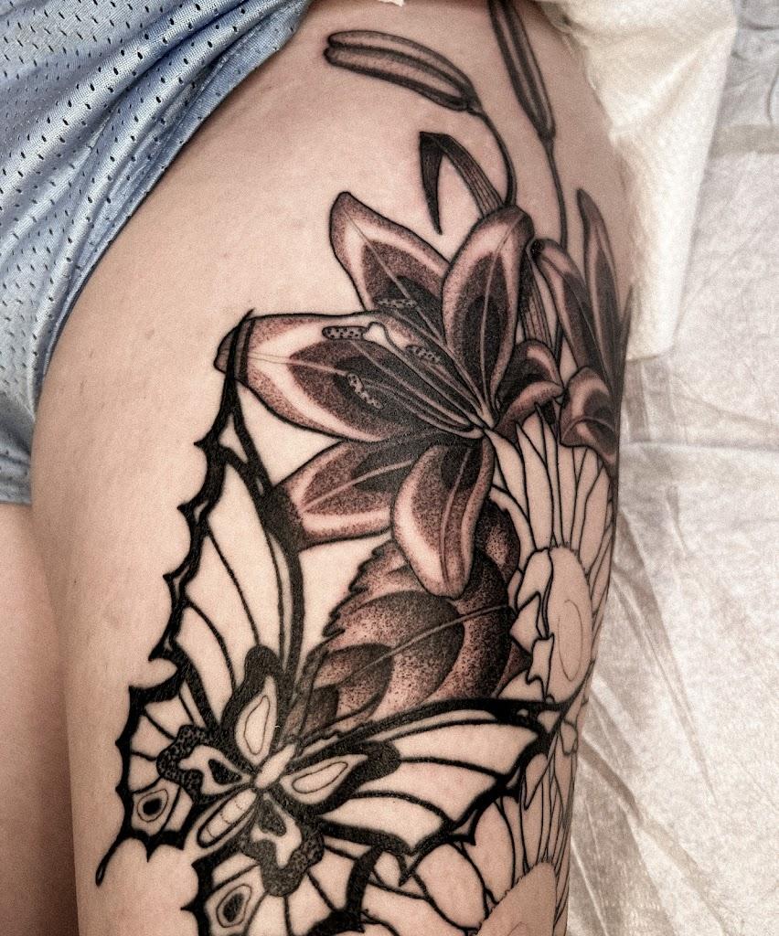 Plantas and Tinta Tattoo in Tampa, Florida