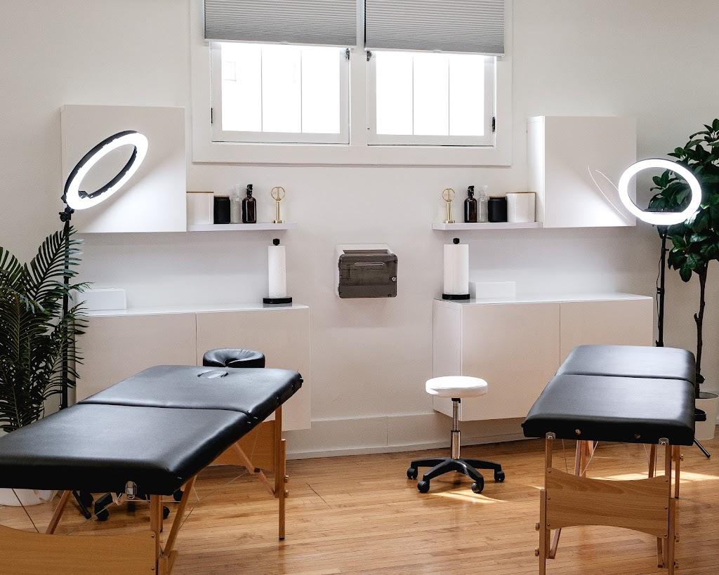 Thousand Oaks Tattoos & Cosmetics Inside in Springfield, Ohio