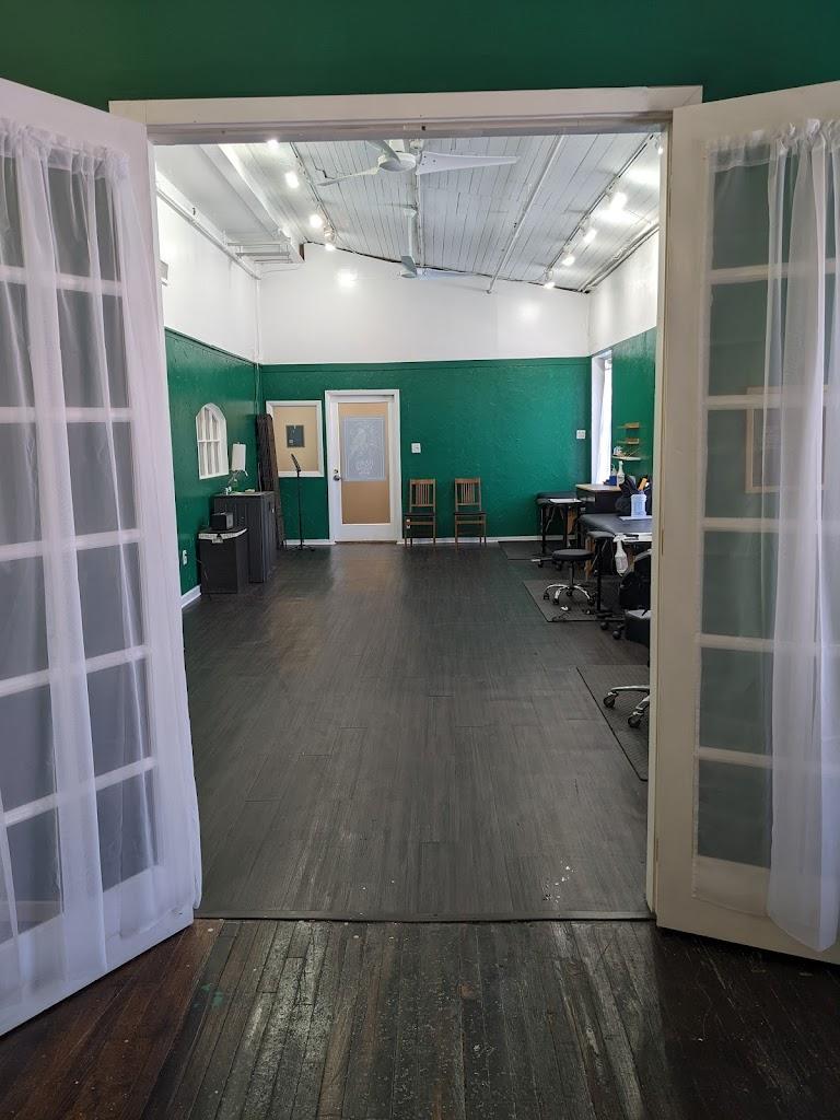Raven and Rose Studios