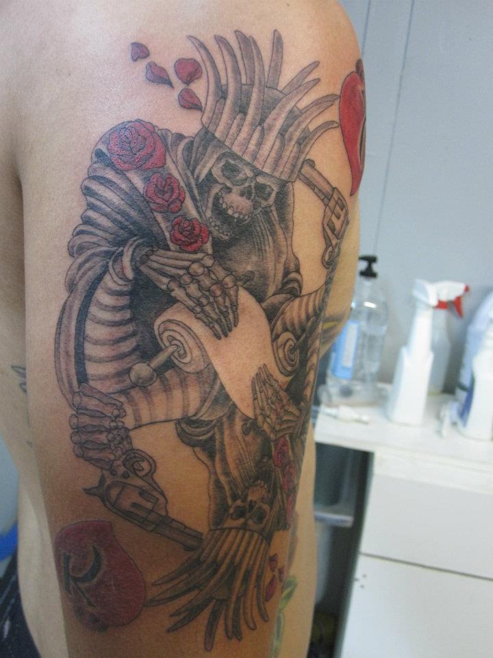 Rock Star Tattoos & Piercings Tattoo in Honolulu, Hawaii