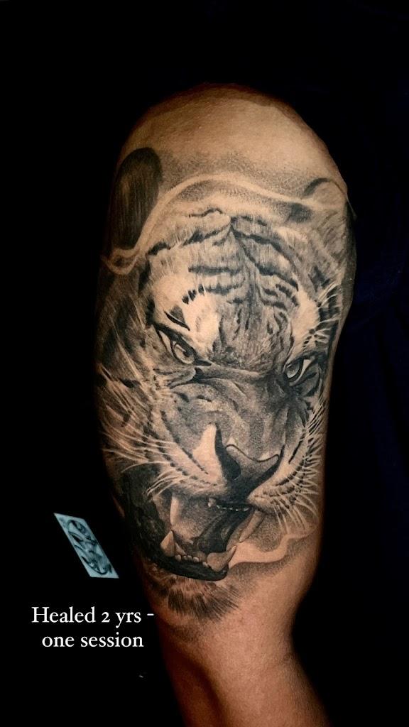 Black Crown Studio By owner in Austin, Texas