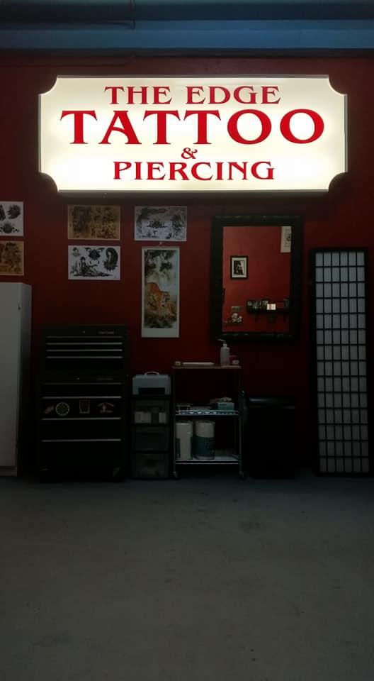 THE EDGE TATTOO AND PIERCING Exterior in Waipahu, Hawaii