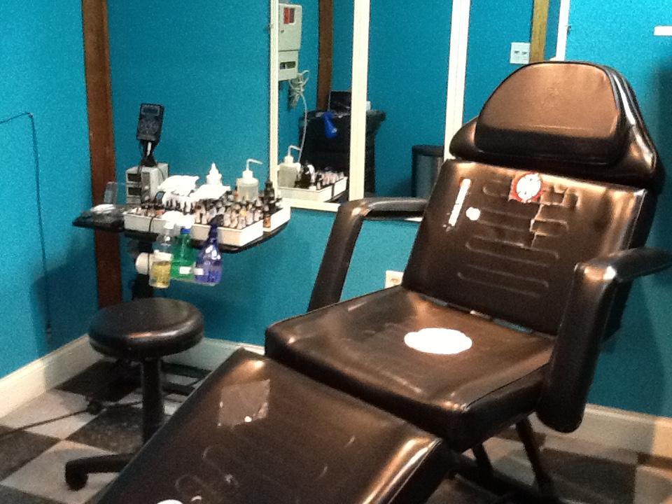 Classy Tatz Tattoo & Body Piercing Studio Inside in Hattiesburg, Mississippi