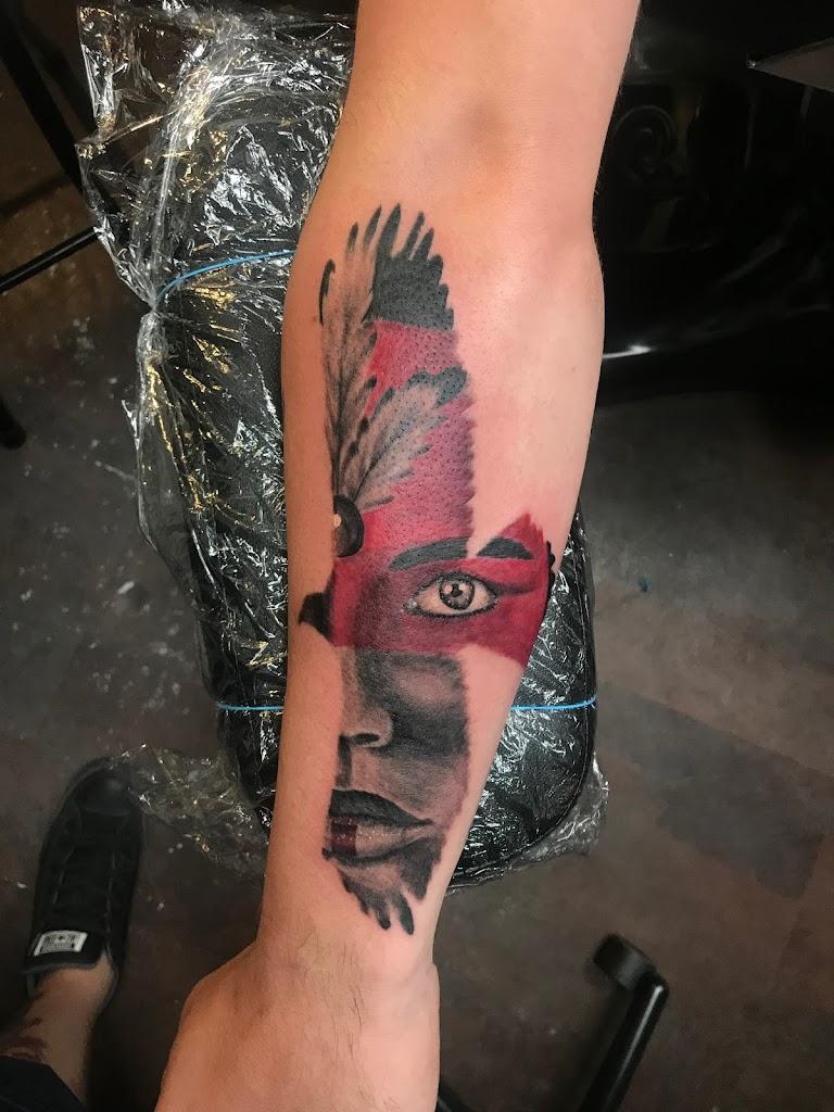 Black Shamrock 215 Tattoo By owner in Stillwater, Oklahoma