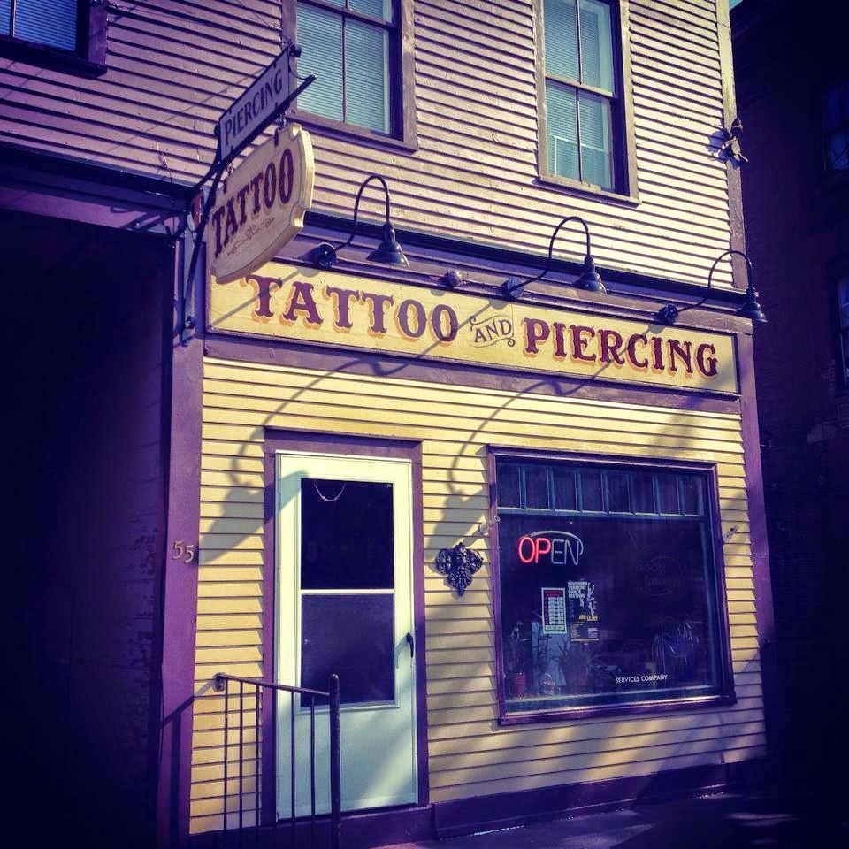Mountainside Tattoo Exterior in Bellows Falls, Vermont