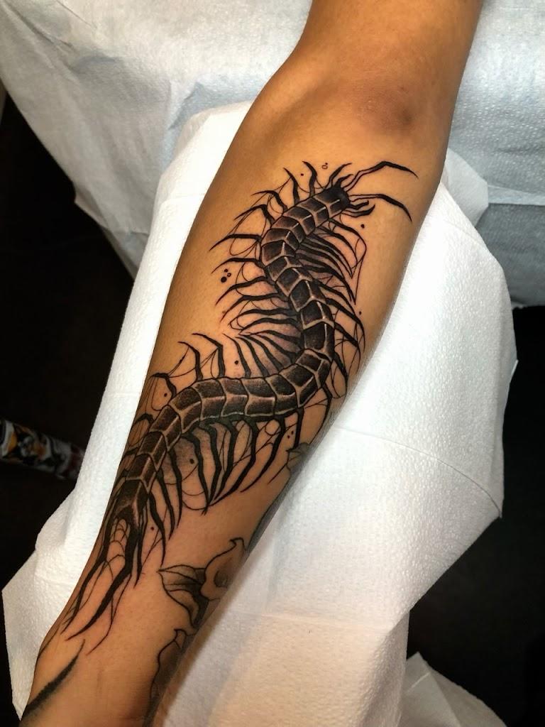 BlackHeart Tattoo