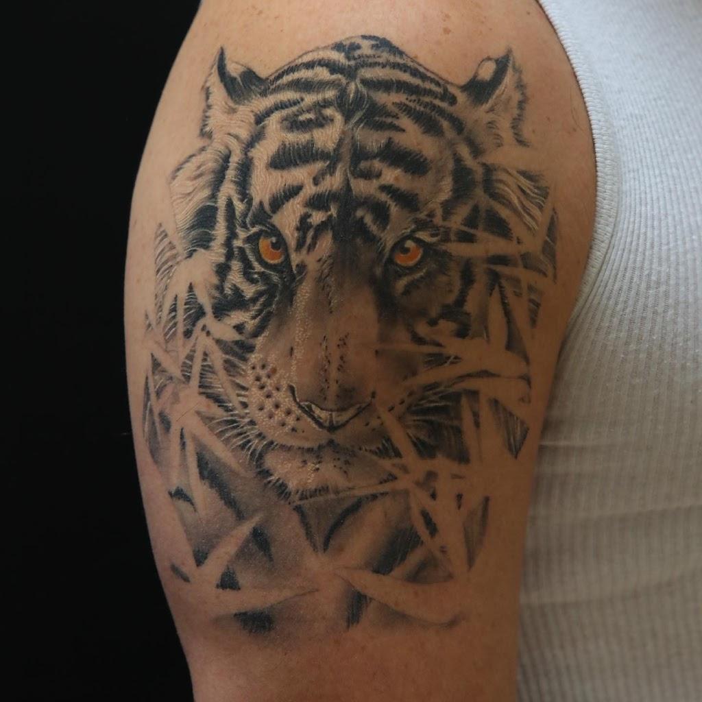 Ben Matthews Tattooing Tattoo in San Francisco, California