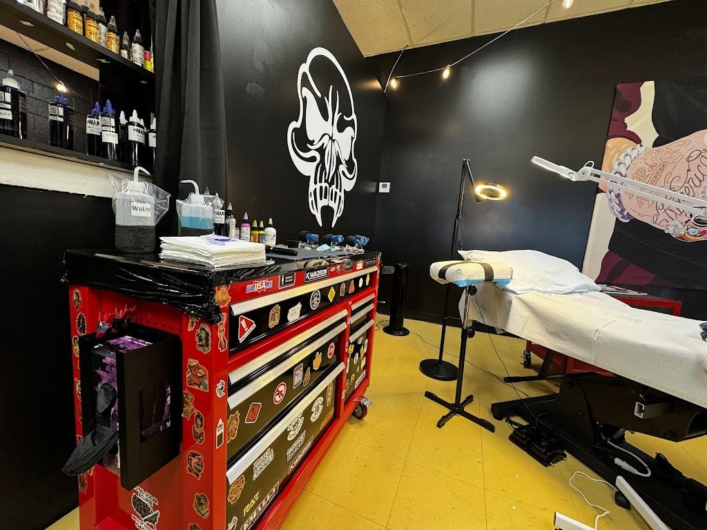 Twisted Ink Tattoo Studio LLC Inside in Wilmington, Ohio